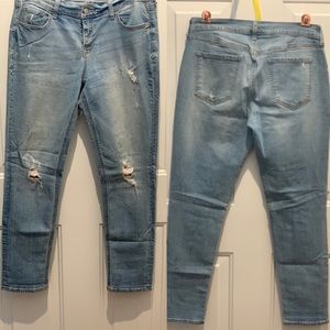 Women’s Old navy boyfriend skinny jeans